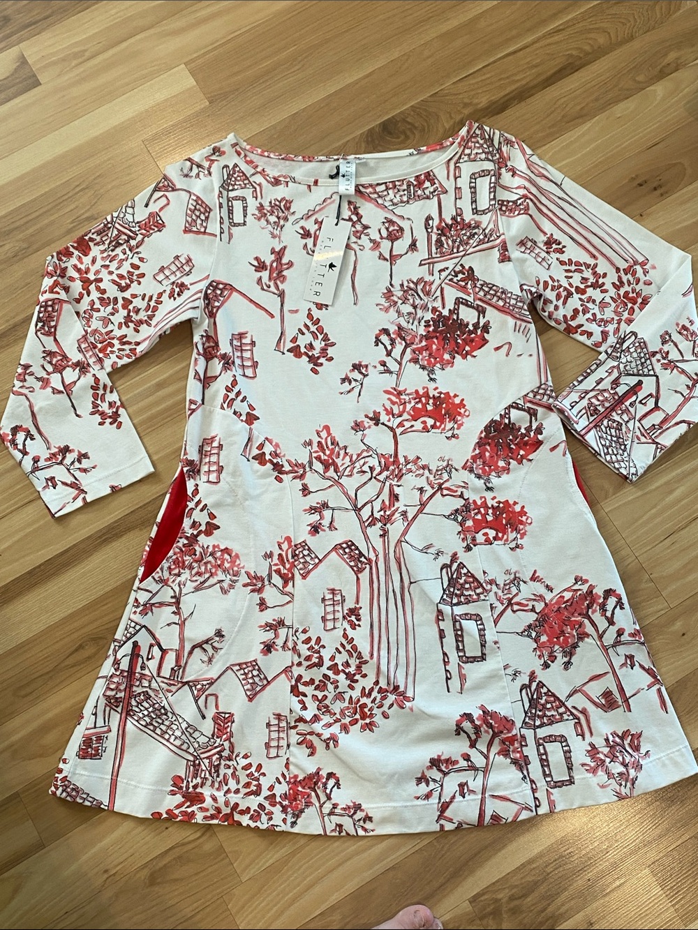 Flutter Cream A Line dress w/ Red Floral Tree Print NWT Size M - fits like a SM